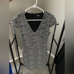 Express White and Black patterned v-neck sheath dress
